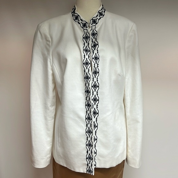 Talbots jacket with  embroidered decoration - Picture 1 of 14